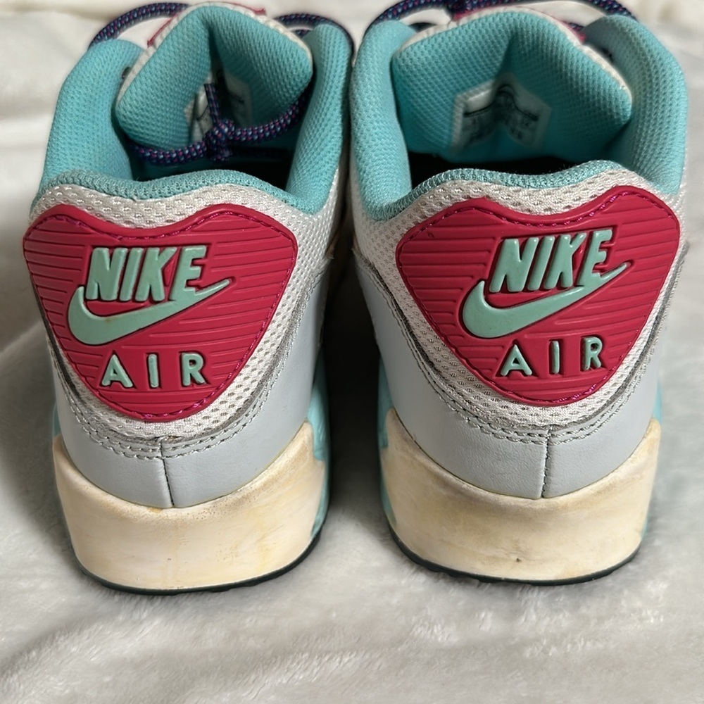 Nike Air Max 90 Mesh GS 'Copa' White/Vivid Pink/Pure Platinum - Picture 5 of 10
